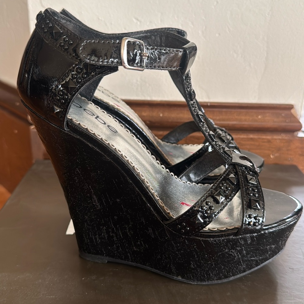 Gorgeous Bebe Georgia wedge ultra high platform heel black patent sandals 6